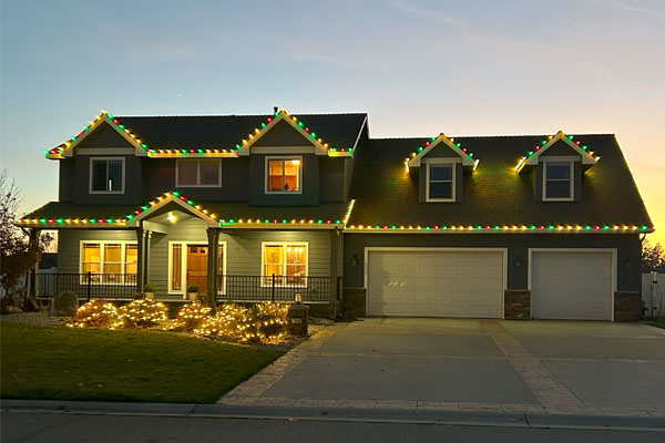 Best Christmas Lights Installation Service in Spokane