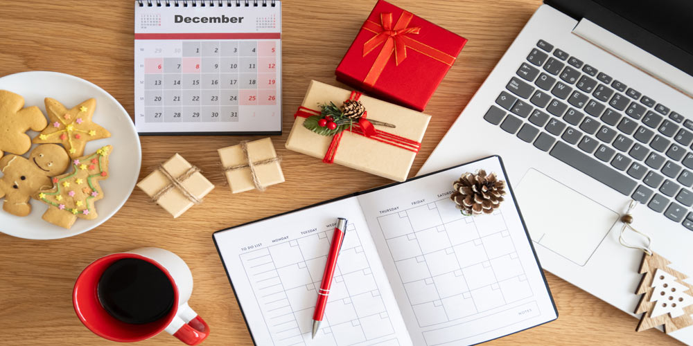 Scheduling your commercial holiday light install, should be booked after the Thanksgiving holidays.
